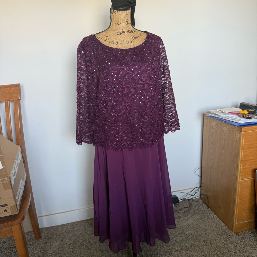 Roaman's Purple Garment.  Size 18W